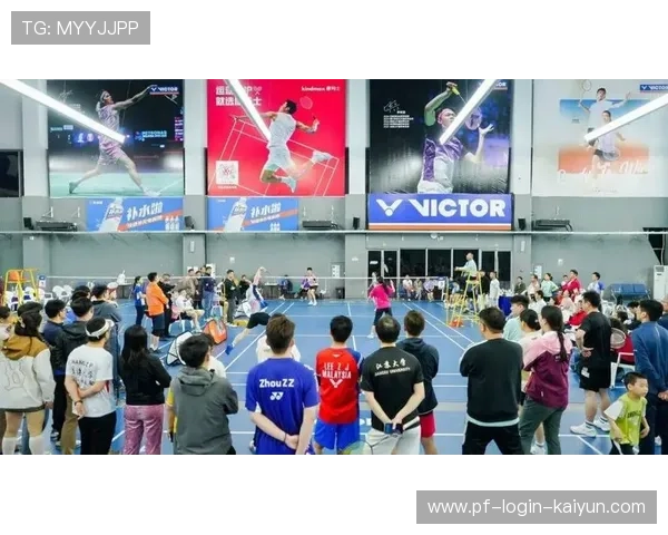 国际羽毛球巡回赛通过校园活动吸引新一代参与羽毛球运动，羽毛球国际比赛2021